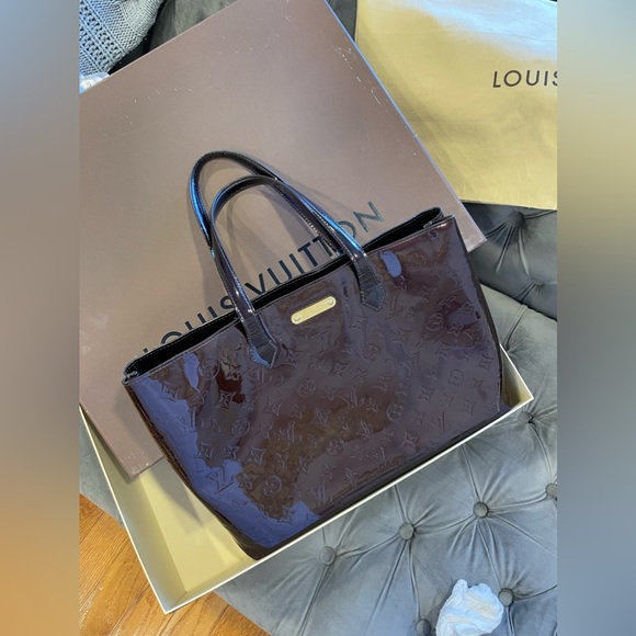 Luis Vuitton Wilshire Handbag Monogram Vernis MM Red - Picture 6 of 10